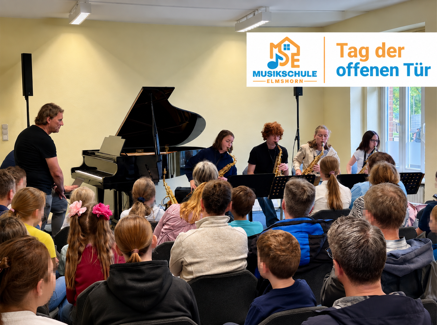 Tag der offenen Tür 2026 – Musikschule Elmshorn Schülerinnen und Schüler spielen Saxophon bei der Vorspielstunde am Tag der offenen Tür der Musikschule Elmshorn.
